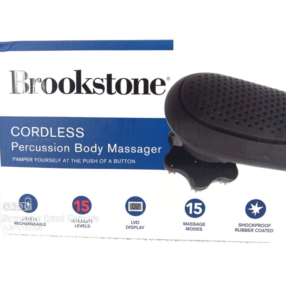 Brookstone Rechargeable
Handheld Body Massager 15
Intensity Levels 6 Attachments